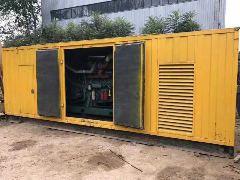 工布江达柴油发电机组滤清器内充满机油但压力不足如何进行故障排查？